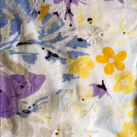 Alia petites TOP 💐flower multi colored pattern top. - Picture 5 of 8